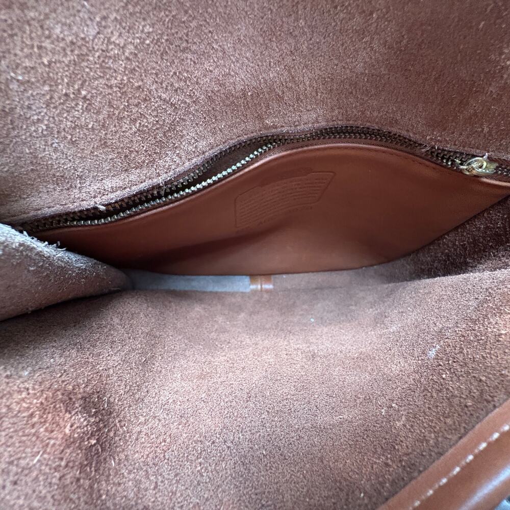 Vintage Coach Large Sidepack 9979 in British Tan Made in the United States - Picture 12 of 15